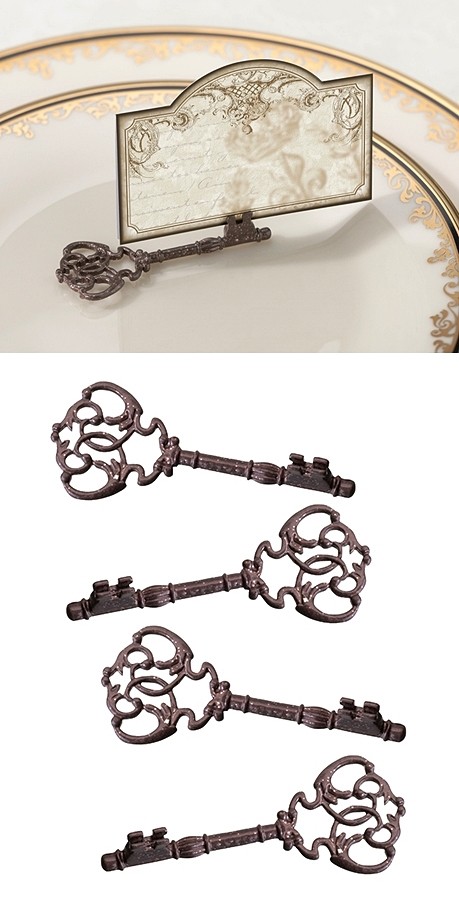 Vintage-Inspired Key Place Card Holders 